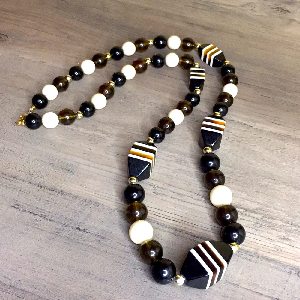 Vintage Layered Lucite And Solid Bead Necklace